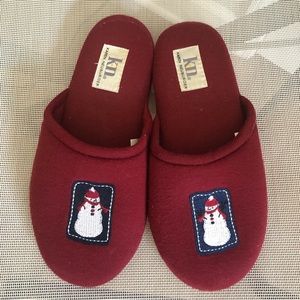 Karen Neuburger Xmas slippers 🎄